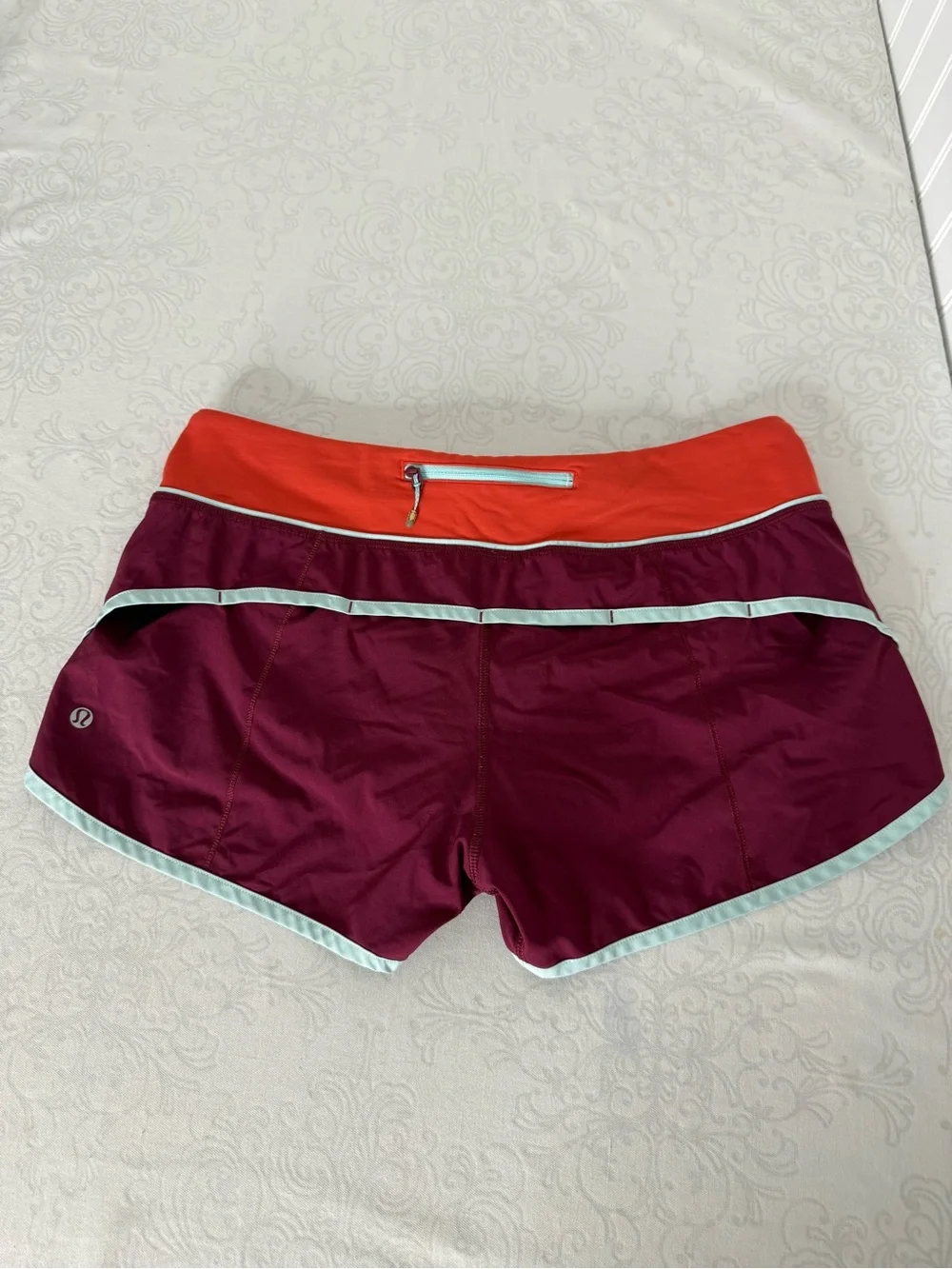 Lululemon Run: Speed Short *4-way Stretch Size 8
